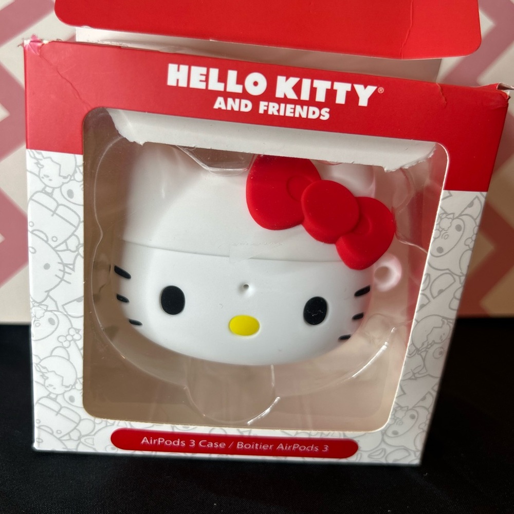 Sanrio Hello Kitty Earbud Case - Picture 4 of 7